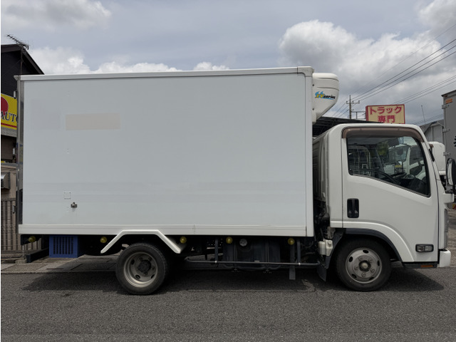 エルフ冷蔵冷凍車