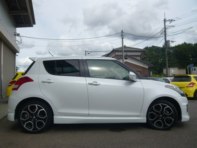 スイフト1.6 スポーツ