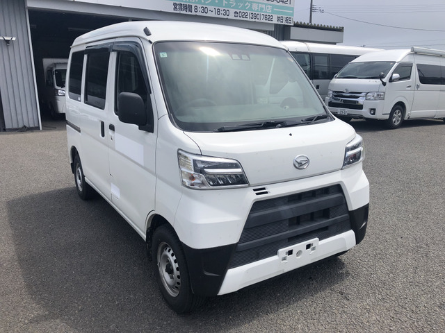 ハイゼットカーゴデラックス 4WD