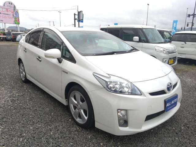 プリウス1.8 S