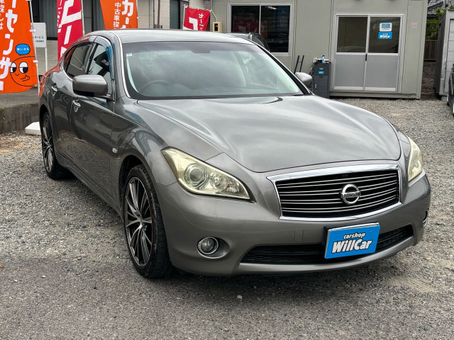 �K���X�R�[�e�B���O�Ȃǂ��s���Ă���܂��B�v���̋Ǝ҂ɂ��A�{�H�ł��̂ł����S���Ă����݂��������B