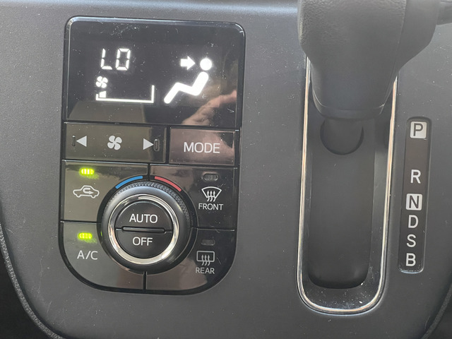 ���I�[�g�G�A�R���ŔN�����K�ɉ߂����܂��􂨌���������!!���₢���킹��TEL06-6430-1230 E-mail cars_genesis2007@yahoo.co.jp�܂�!!��