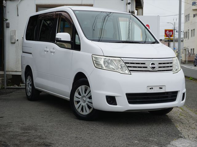 セレナ2.0 20S チェアキャブ スロープタイプ 車いす2名仕様