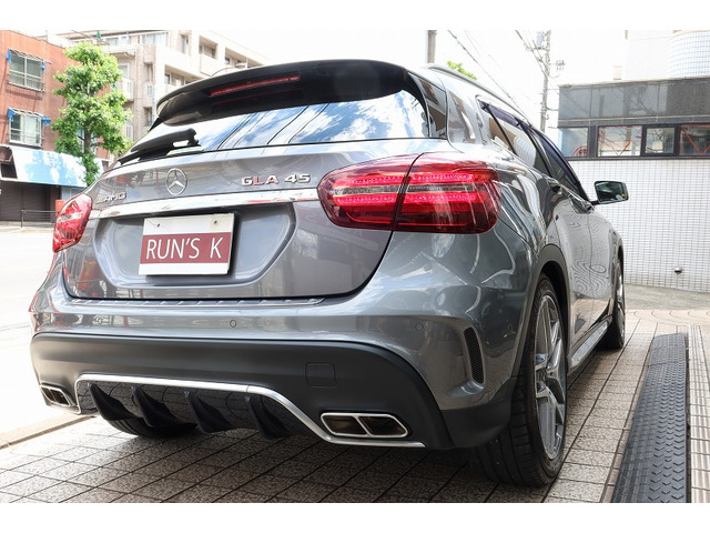 GLAクラスAMG GLA45 4マチック 4WD