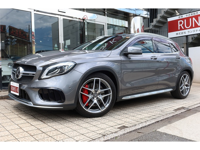 GLAクラスAMG GLA45 4マチック 4WD