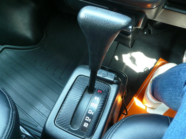 �t���A4AT�����o�[���y�����������ŉ^�]�ł��܂�!