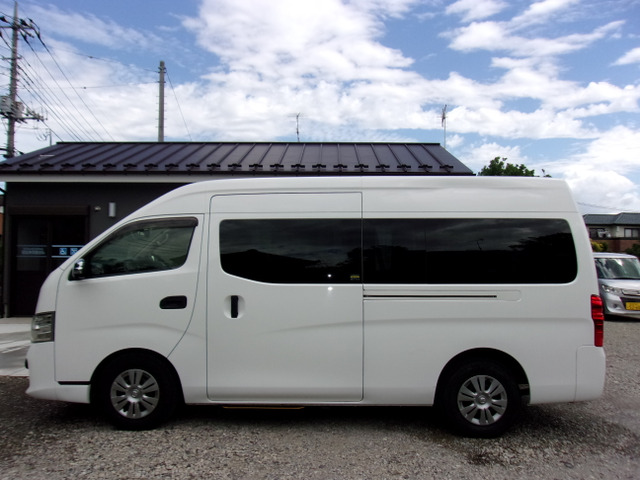 NV350キャラバン2.5 チェアキャブ D仕様