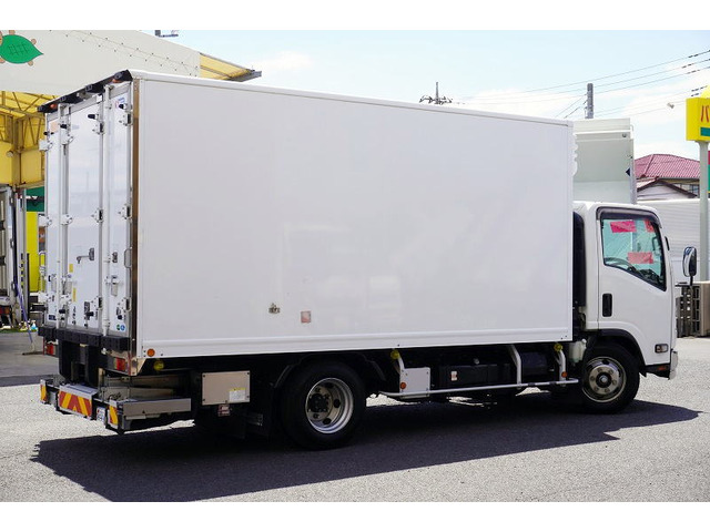 �o���E�g���b�N���A���݌�200��ȏ�!!���Ђ�HP�����񂲗����������Bhttp://www.vantruck.co.jp/index.htm