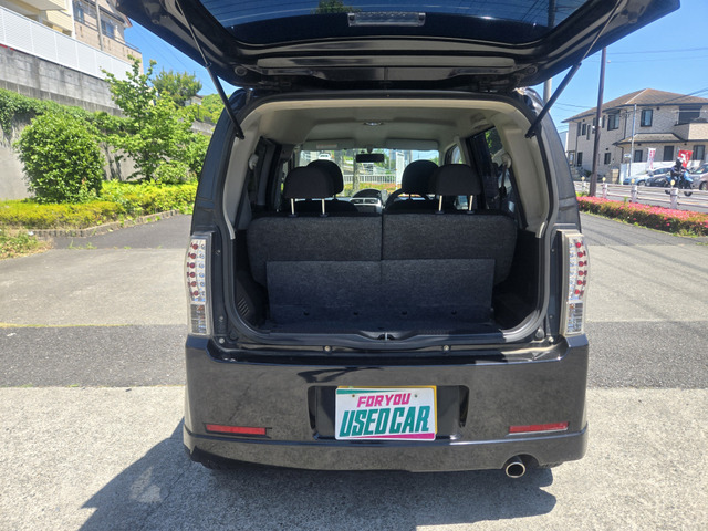�g�����N���L�X�ł��B(�x�����z17.8���~�E�����Ɍ���E�^�[�{��)