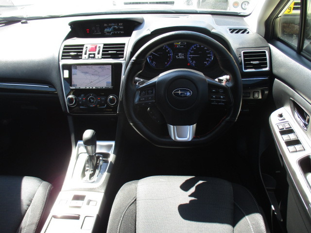 レヴォーグ1.6 GT アイサイト 4WD