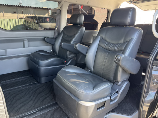 �Z�J���h�V�[�g��ISOFIX�t���Ń`���C���h�V�[�g������ ����S�n���ǂ������Ԃ̃h���C�u�����K�Ɂ�V�[�g�̂ւ����j����Ȃ��Y��ȏ�Ԃ��L�[�v��
