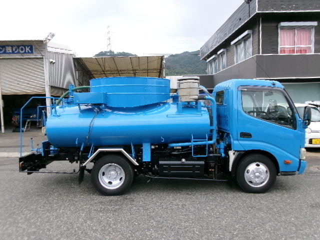 デュトロバキュームカー