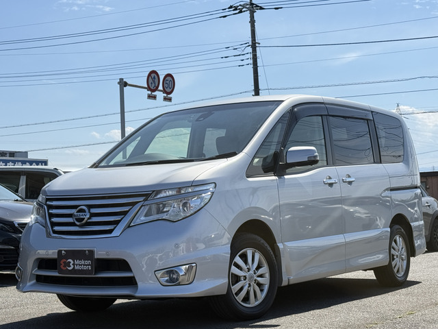 セレナ2.0 ハイウェイスター アドバンスドセーフティパッケージ 4WD