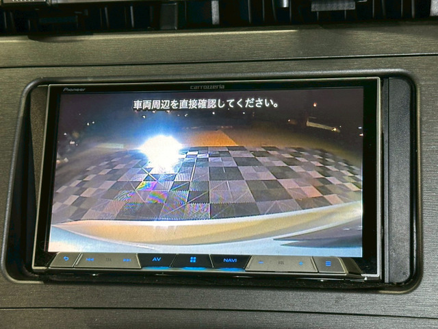 プリウス1.8 S