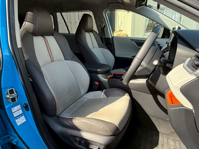 RAV42.0 アドベンチャー 4WD