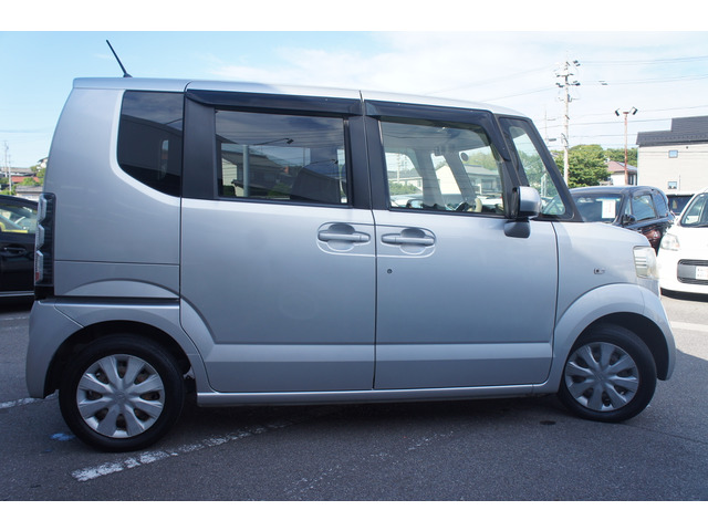 3�����E3000km�̖����ۏؕt���ł��B�G���W���A�~�b�V�������̏C���̍ۂɋ��z���傫���Ȃ肪���ȉӏ��������C���ň��S�ł��B�ő�3�N�܂ł̗L���ۏ؂���舵���Ă���܂��B