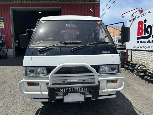 デリカスターワゴン2.4 エクシード クリスタルライトルーフ 4WD