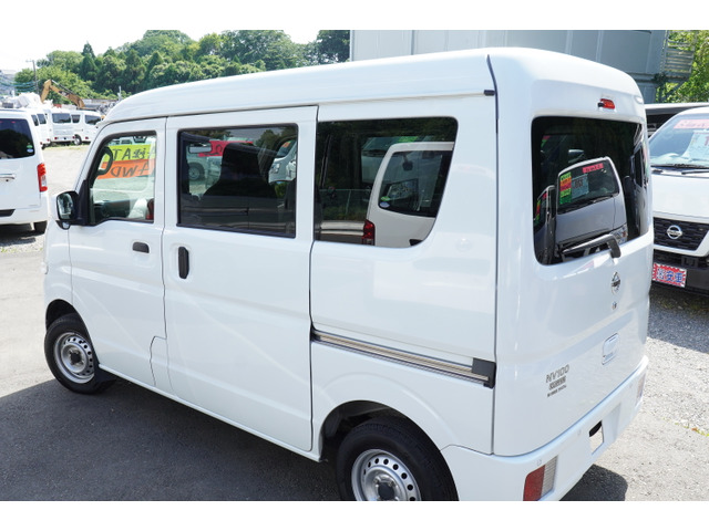 NV100クリッパーDX GL セーフティパッケージ ハイルーフ 4WD