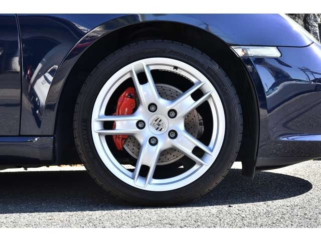 �y���Օi�����܂ށz�S�Ԃ�ΏۂɕK�v�ɉ����āA���Օi�����ꎮ�𑍊z�\�����i�Ɋ܂�ł���܂��B(�o�b�e���[�A�G���W���I�C���A�t�B���^�[�ށA���C�p�[�S���A�G�A�R���t�B���^�[�A�h���C�u�x���g�A�u���[�L�p�b�g)