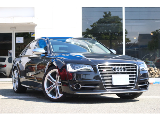 アウディ S8 2012年モデルの価格・グレード一覧 価格.com