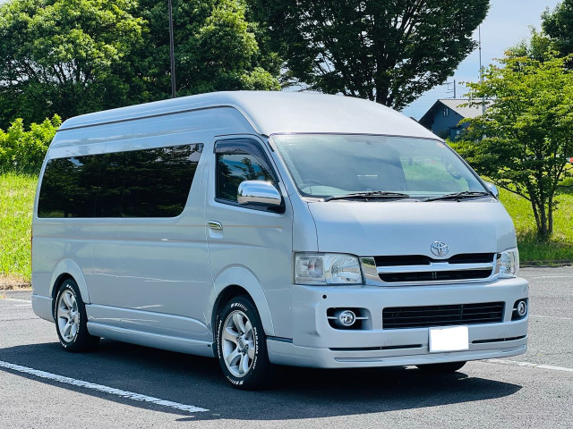 ハイエース2.7 グランドキャビン 4WD