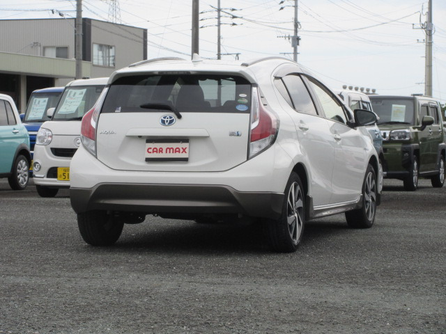 アクア1.5 X-URBAN