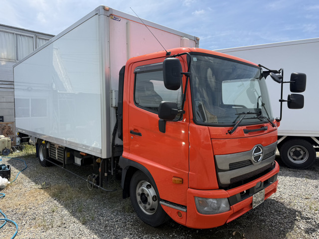 レンジャー冷蔵冷凍車