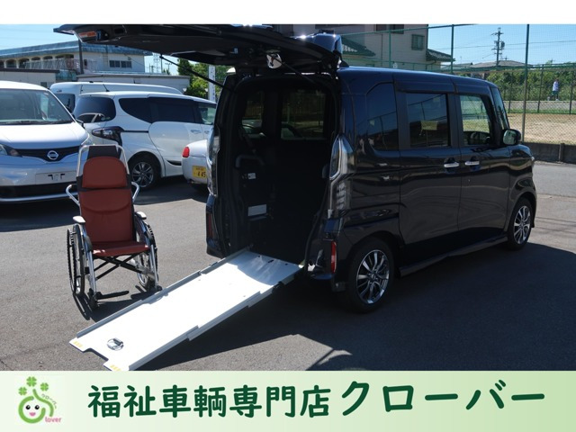 N-BOXカスタムL スロープ
