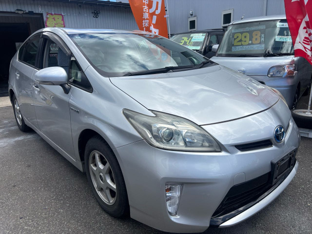 プリウス1.8 S