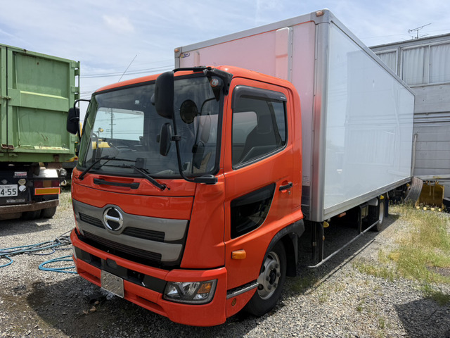 レンジャー冷蔵冷凍車