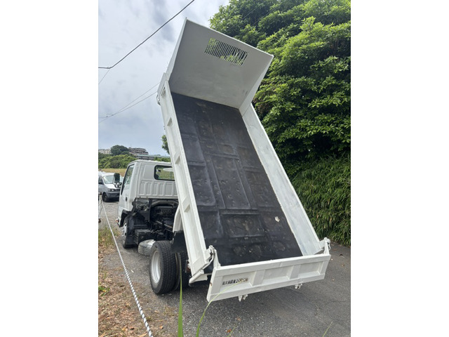 エルフ3.0 ダンプ フルフラットロー ディーゼル 4WD