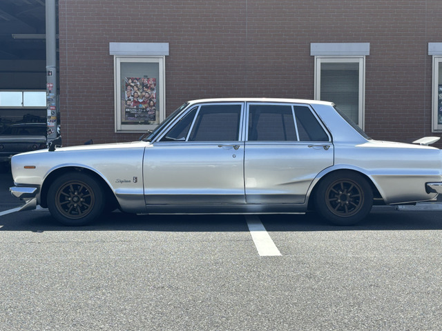 スカイライン2.0 GT-X