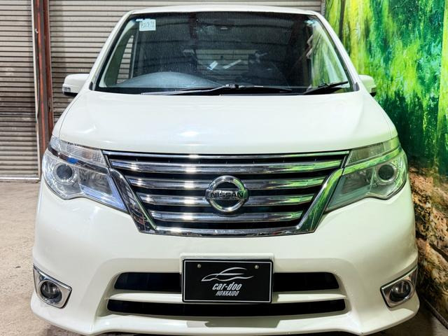 セレナ2.0 ハイウェイスター Vセレクション+Safety 4WD