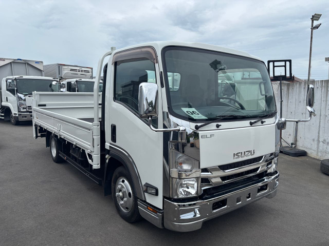 エルフ