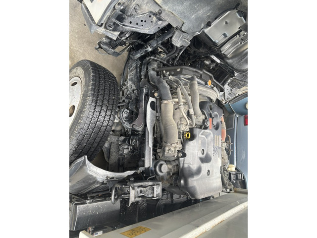 エルフ3.0 ダンプ フルフラットロー ディーゼル 4WD