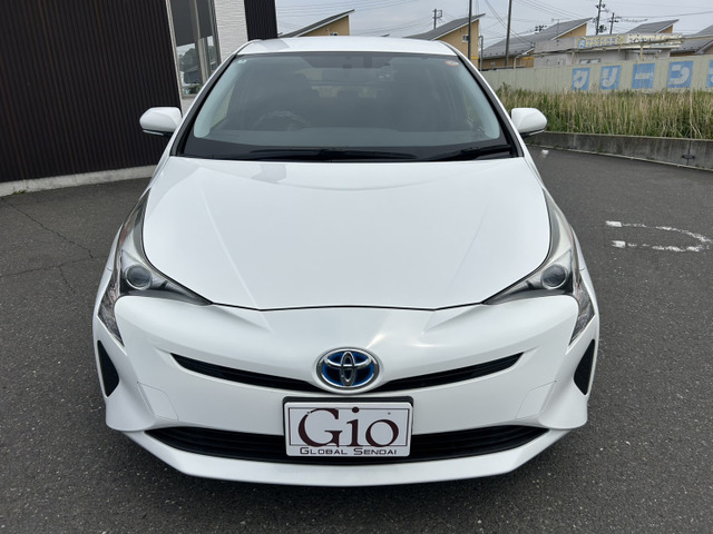 プリウス1.8 S