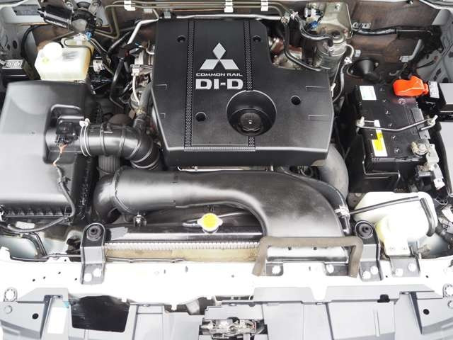 パジェロ3.2 ロング エクシード ディーゼル 4WD
