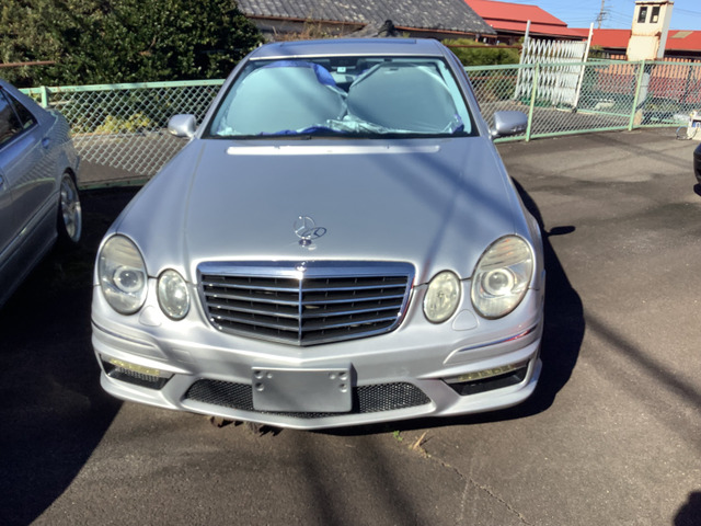 EクラスE350 アバンギャルド AMGスポーツパッケージ