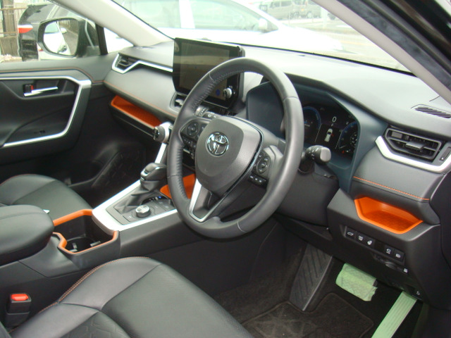 RAV42.5 ハイブリッド アドベンチャー E-Four 4WD