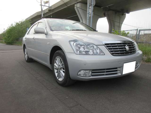 クラウン3.0 ロイヤルサルーン i-Four 4WD