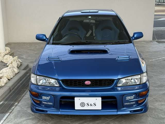 インプレッサクーペ2.0 WRX タイプR STi バージョンVI 4WD