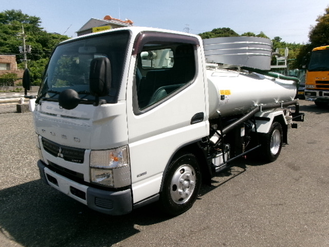 キャンターバキュームカー
