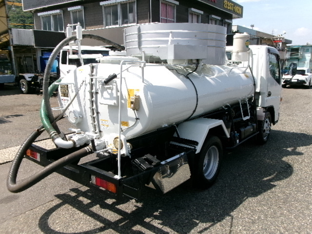 キャンターバキュームカー