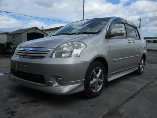 ラウム1.5 Cパッケージ 4WD