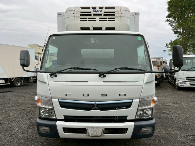 キャンター冷蔵冷凍車