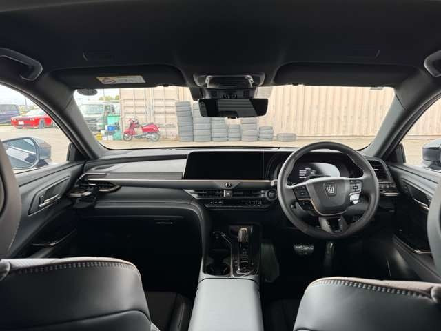 クラウンエステート2.5 Z E-Four 4WD
