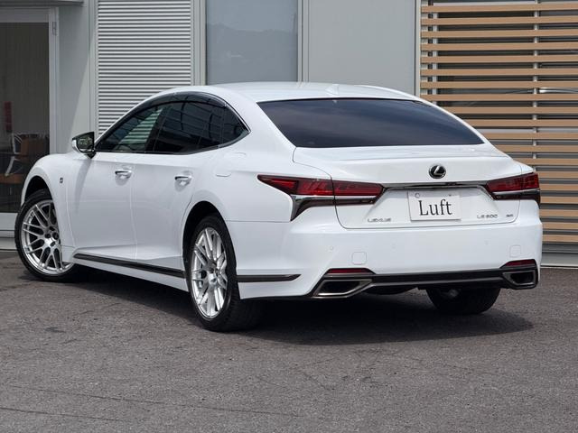 LS500 Fスポーツ