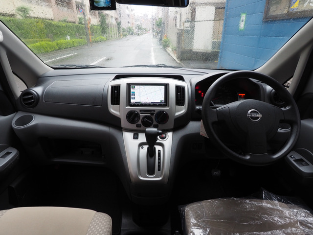 NV200バネットバン