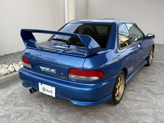 インプレッサクーペ2.0 WRX タイプR STi バージョンVI 4WD