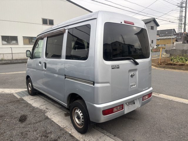 ピクシスバンデラックス